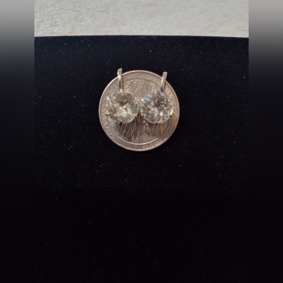 *PRICE DROP* Nemo Vintage Earrings Sparkling Rhinestone Solitaire Screw back MCM - Picture 9 of 9